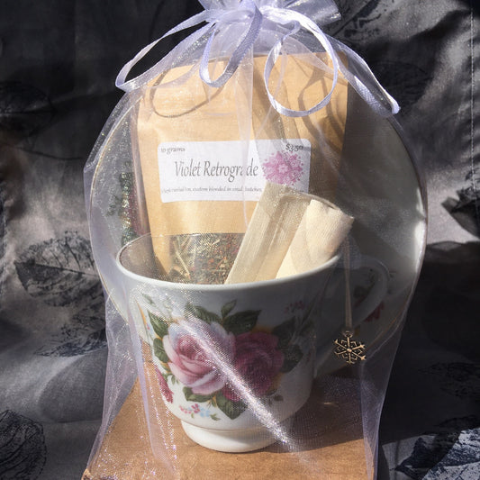 Tea Cup Gift Set